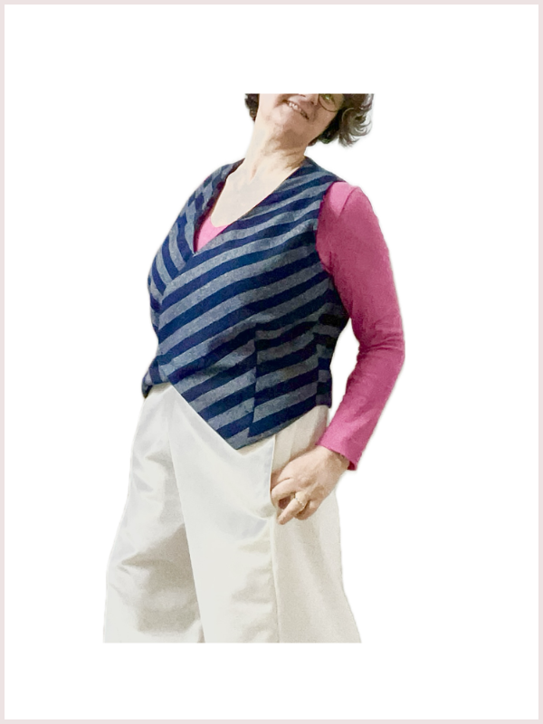 Gilet su misura da donna: i gilet degli Archetipi Nives Creativa Indipendente Gilet su misura da donna: i gilet degli Archetipi Nives Creativa Indipendente